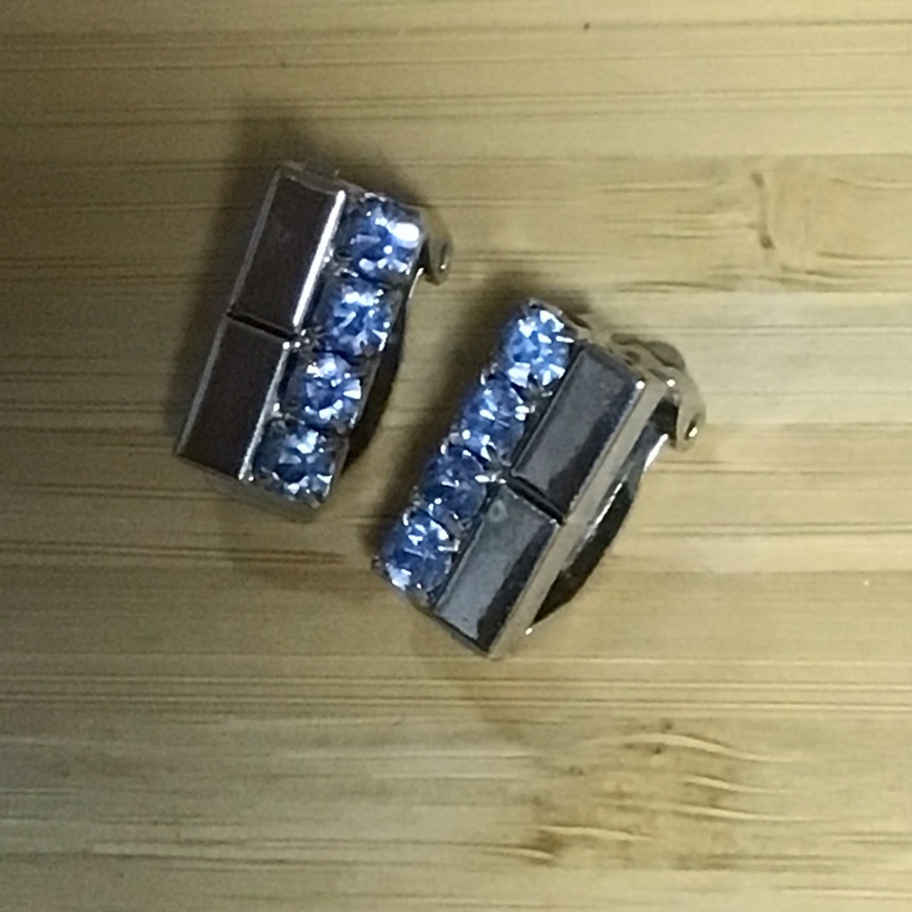 Vintage Elegant ice Blue Clip-On Earrings